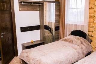 Мини-отель Усадьба Хорошее Место Гомель Просторный двухместный номер с 2 отдельными кроватями-3